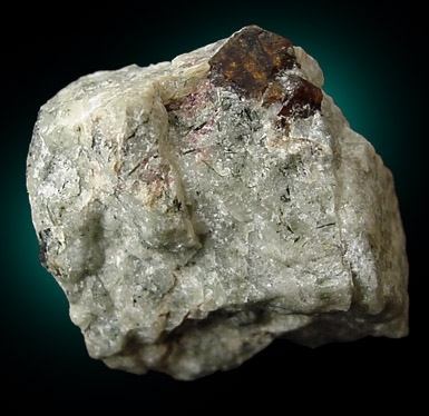 Large single crystal of brown fersmanite (Ca4(Na,Ca)4(Ti,Nb)4(Si2O7)2O8F3) in a quartz matrix taken from the Khibiny Massif, Kola Peninsula, Murmanskaja Oblast'